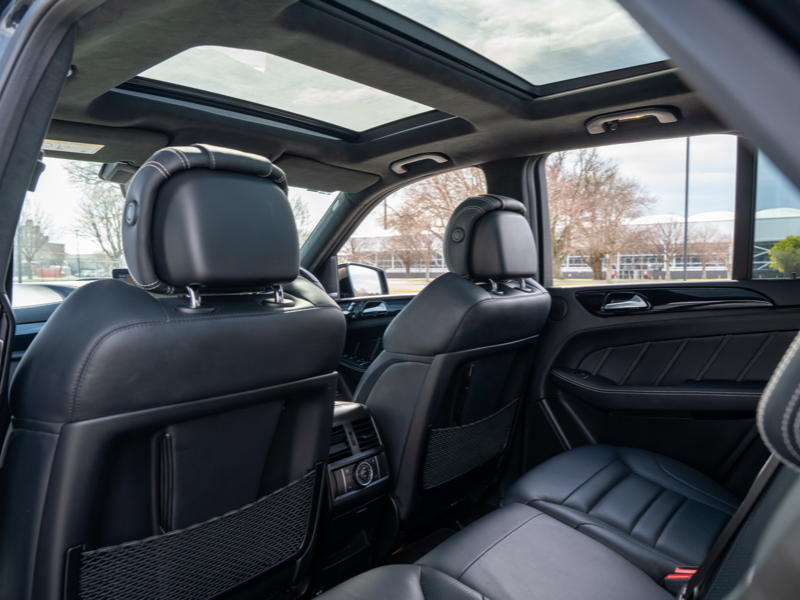 luxury rental car christchurch